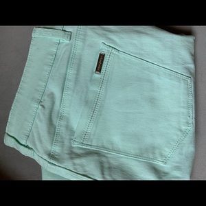 White House Black Market - Size 8 - Skimmer Pants